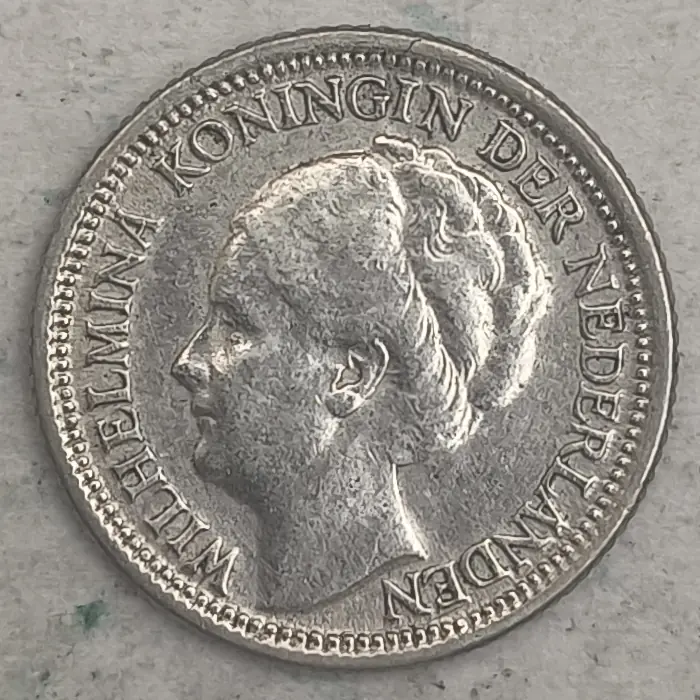 Obverse : Netherlands 10 Cents - Queen Wilhelmina - 1938