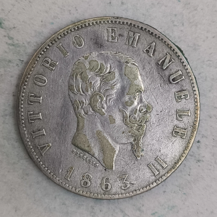 Obverse : Italy - 2 lira VITORIO EMANUELE 1863 - M
