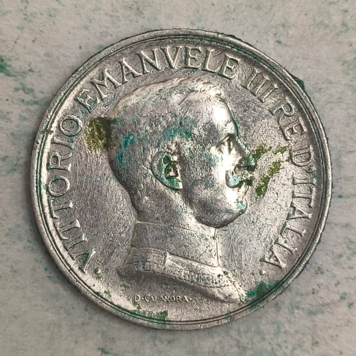 Obverse : Italy - 1 read 1915 R - Vittorio Emanvelle III