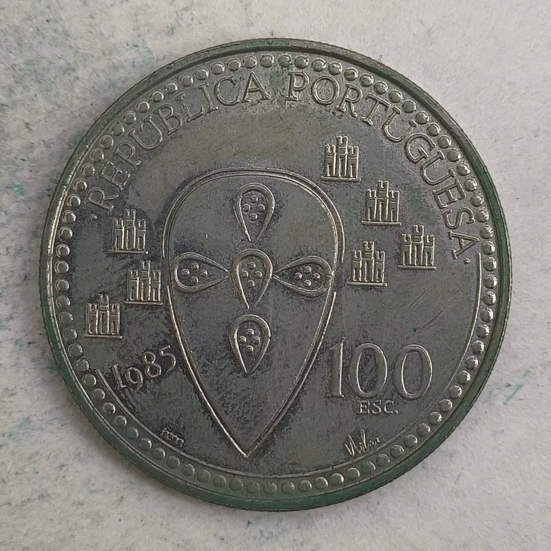 Obverse : Portugal 100 escudos – Afonso Henriques (silver)
