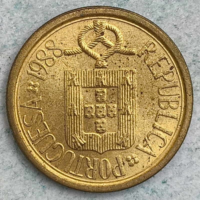 Obverse : Portugal 10 escudo 1988