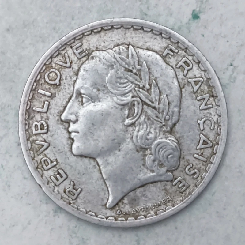 Obverse : France 5 francs 1946B - April