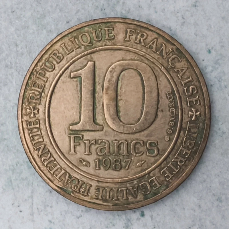 Obverse : France 10 Millennium francs of the Capetian dynasty 1987