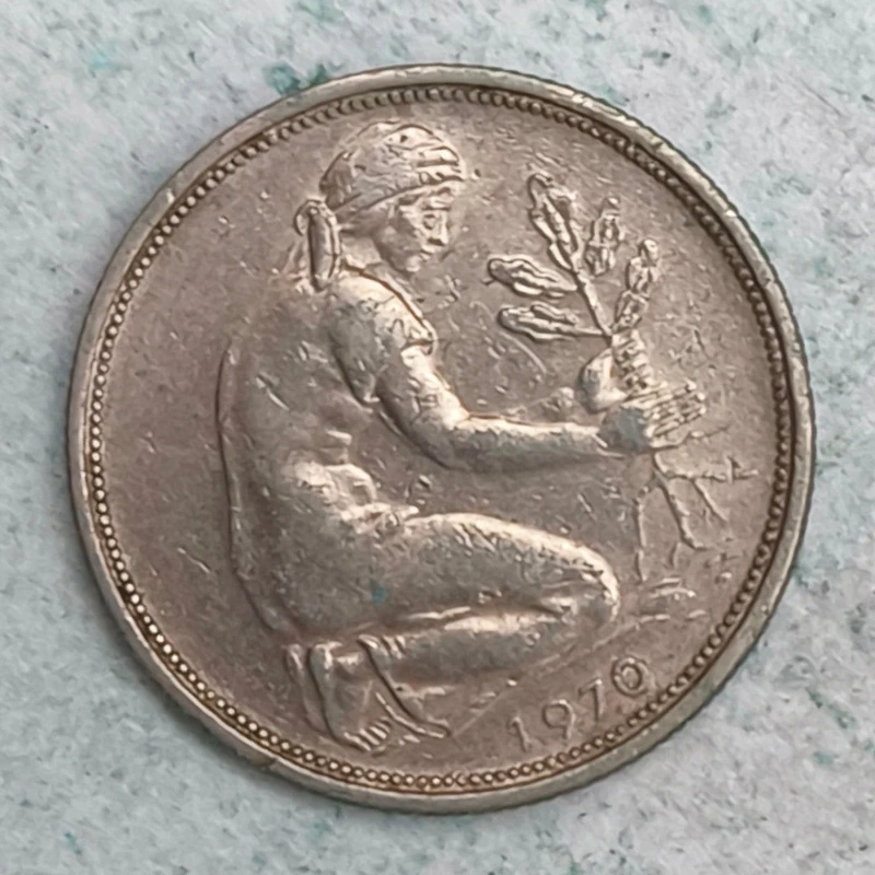 Obverse : Germany 50 Pfennig 1970 large D