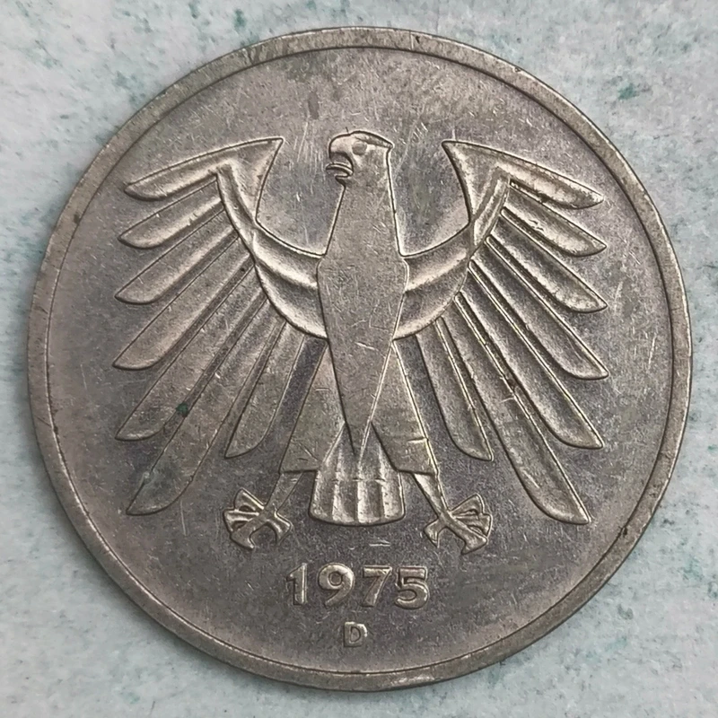 Obverse : Allemagne 5 mark 1975 D