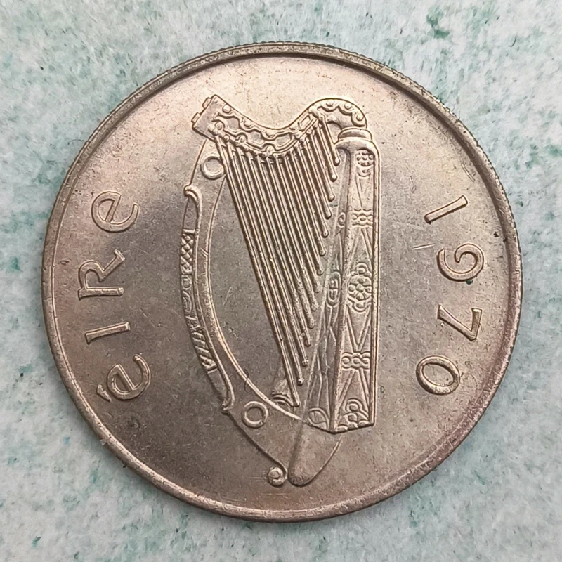 Obverse : Irlande 5 Pence 1970 - Le Taureau
