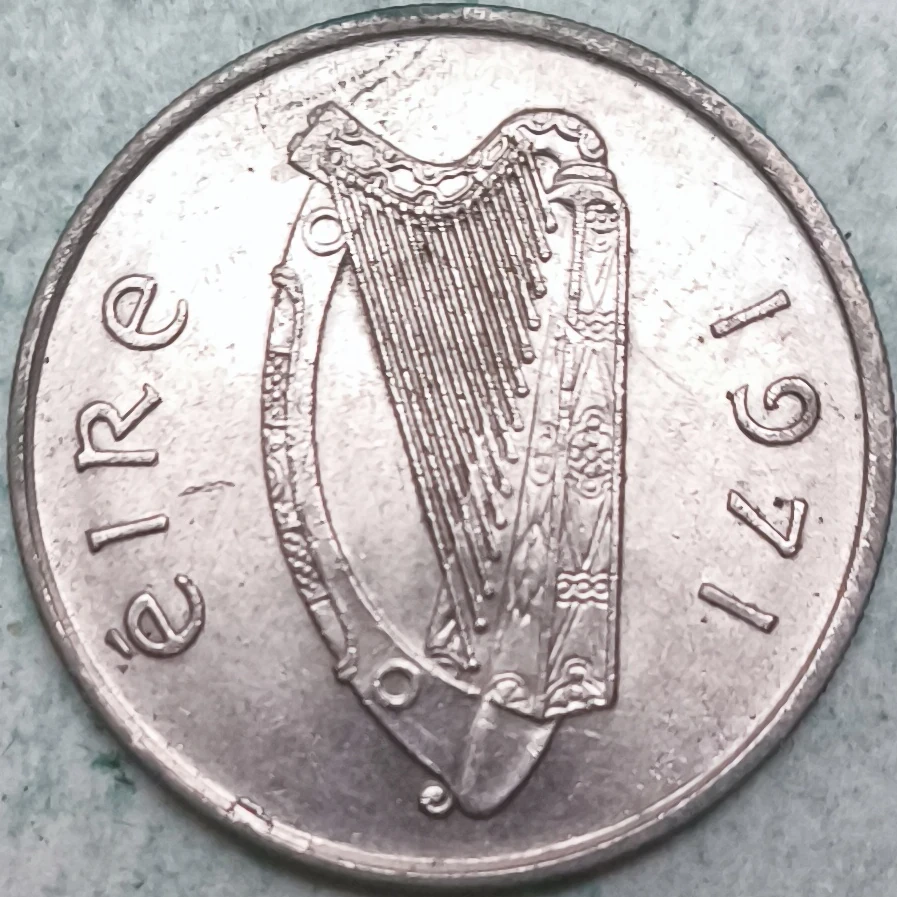Avers : Irlande 5 pence 1971 - Taureau