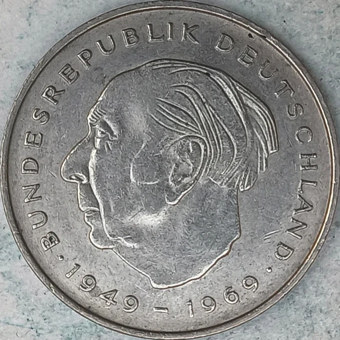 Vorderseite : Deutschland 2 Mark Theodor Heuss 1970 F